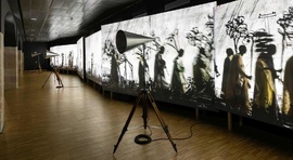 William Kentridge,"More Sweetly Play the Dance", 2015. Videoinstalación. | © CCCB, 2020. Autor: Gunnar Knechtel