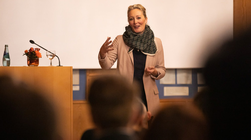 A morning with Louise Amoore