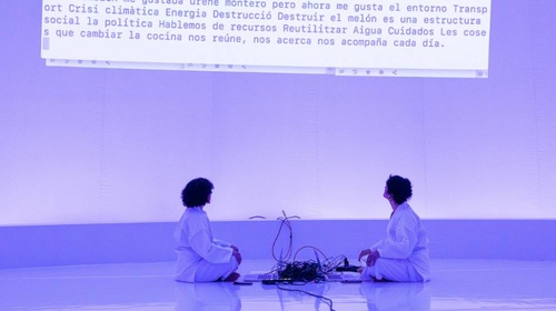 Parlo automàticament i soc totes alhora