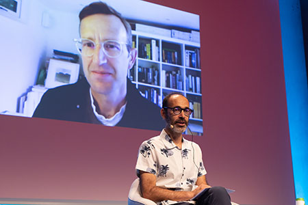 Robert Macfarlane y Gabi Martínez