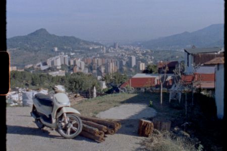 Trailer of "La ciutat a la vora"