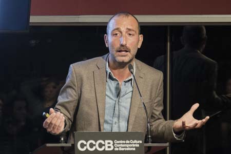 Turisme en transició. Una aproximació antropològica a les destinacions de turisme urbà.