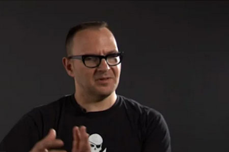 Cory Doctorow: «Every euro that we spend spying on our kids is a euro we don’t spend on books»